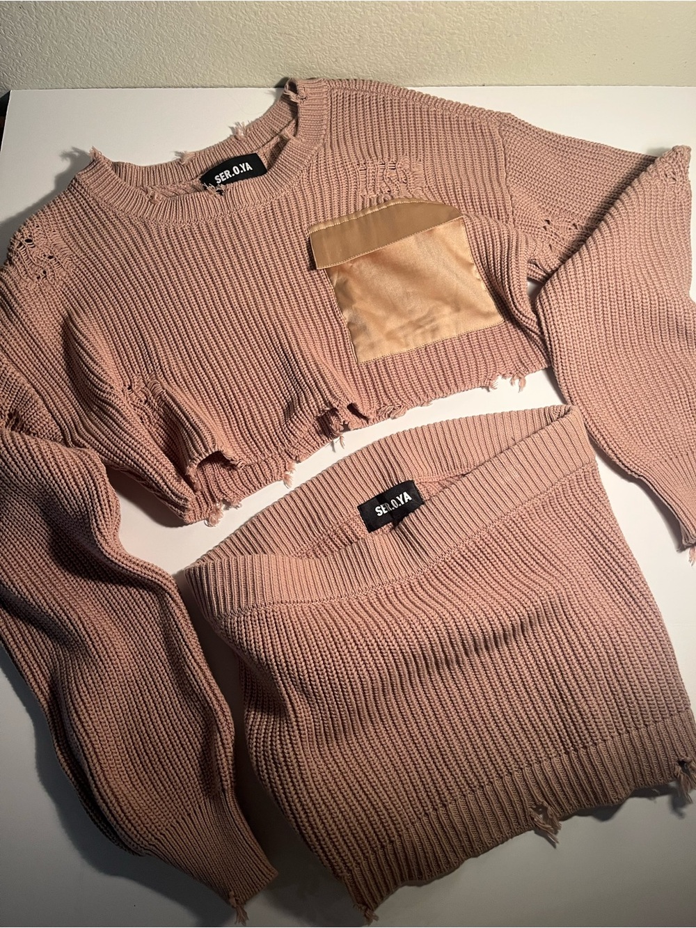 SER.O.YA  knit top & skirt set size small 🤎🤎